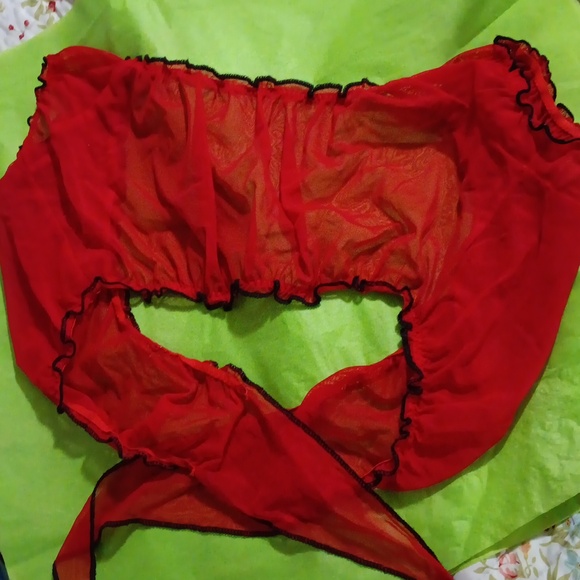 Sheer red tie crop top! - Picture 5 of 5
